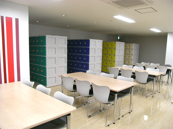 office1.jpg