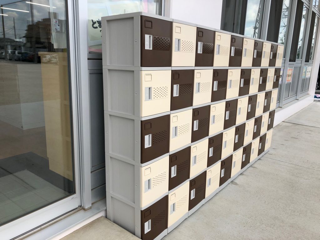 栃木県の市立小学校に納入したフジプラミニロッカー2