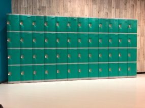 大阪府の幼児向け屋内遊具施設に納入したフジプラロッカー2