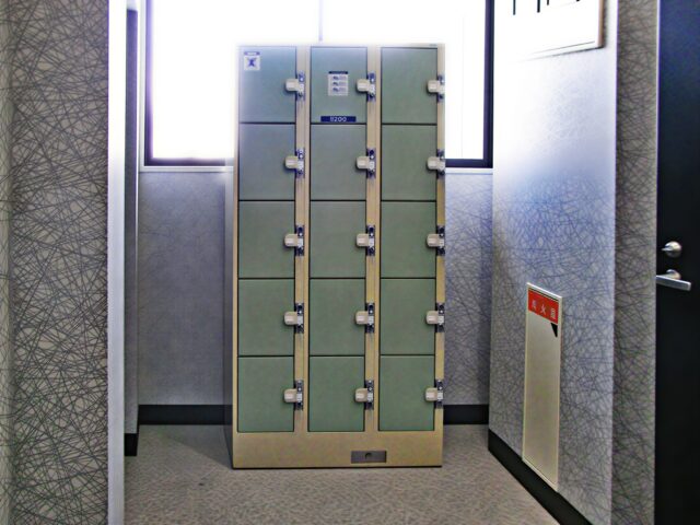 越谷CACHE CACHEのコインロッカー