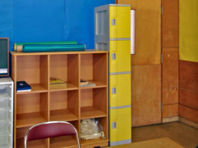 栃木県の市立中学校に納品したフジプラロッカー