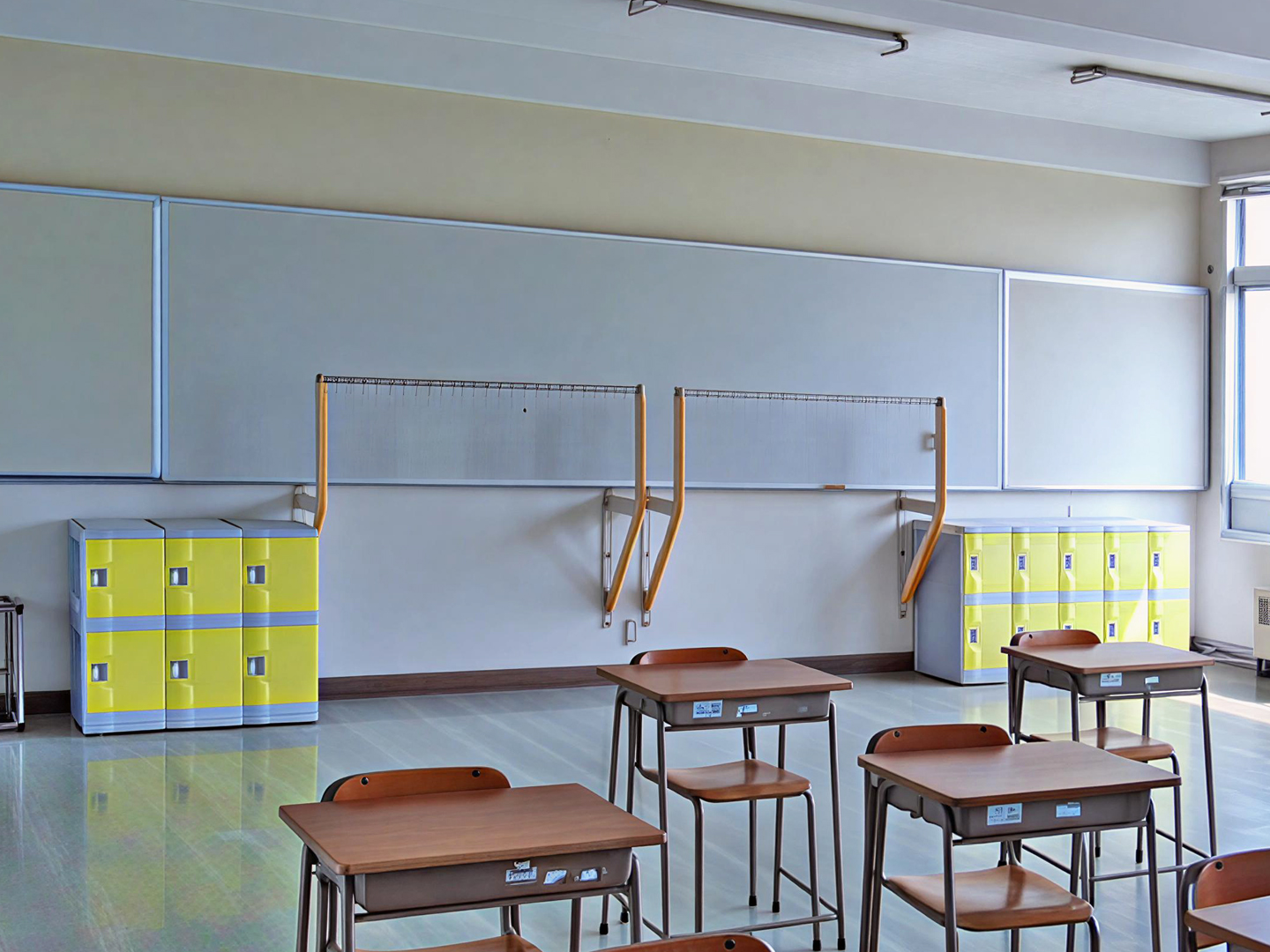 兵庫県の中学校2年に納入したフジプラロッカー